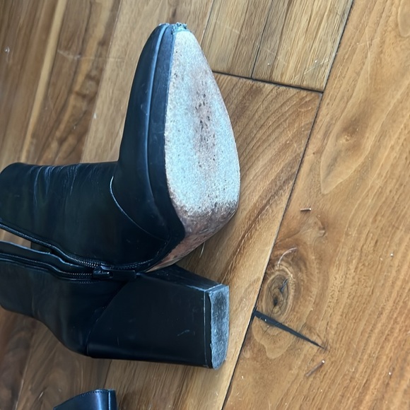 Vince made in Italy booties - Picture 6 of 6